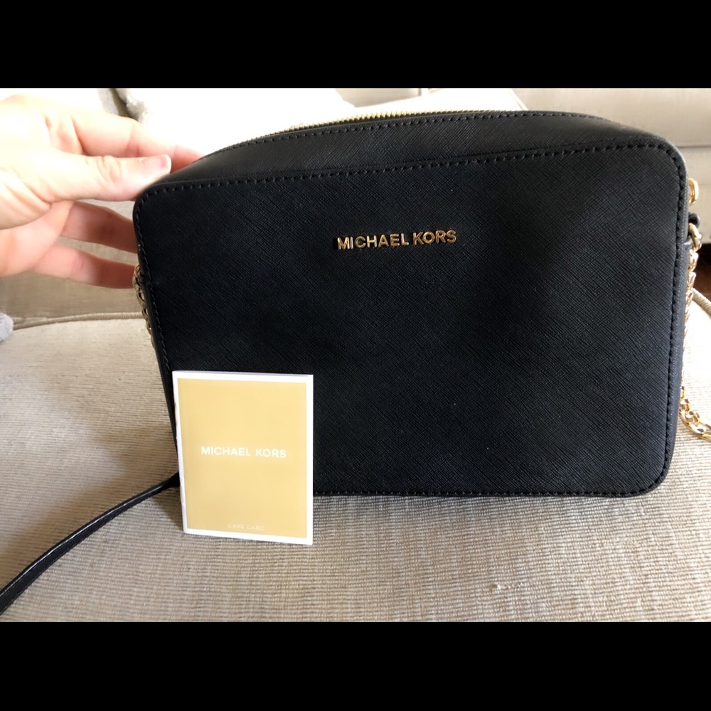 Michael Kors crossbody purse